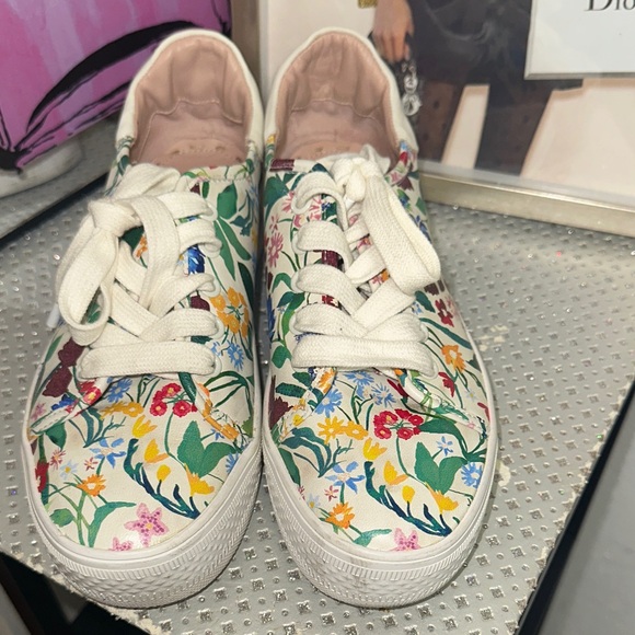 Alice + Olivia Floral Women's Sneakers EUC - Picture 2 of 6